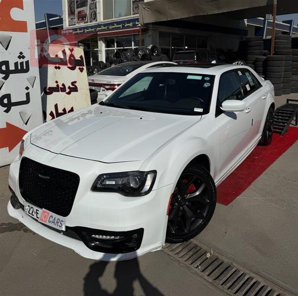 Chrysler 300 2018 for sale in Iraq - Erbil